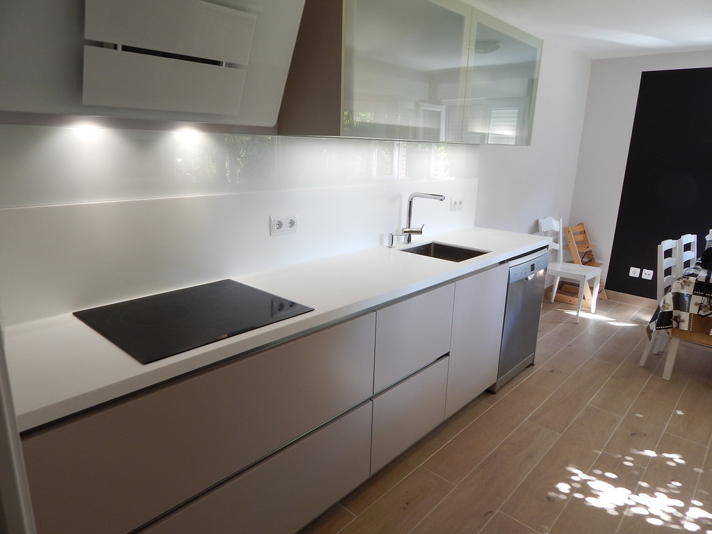 Muebles de cocina en laca mate cachemir