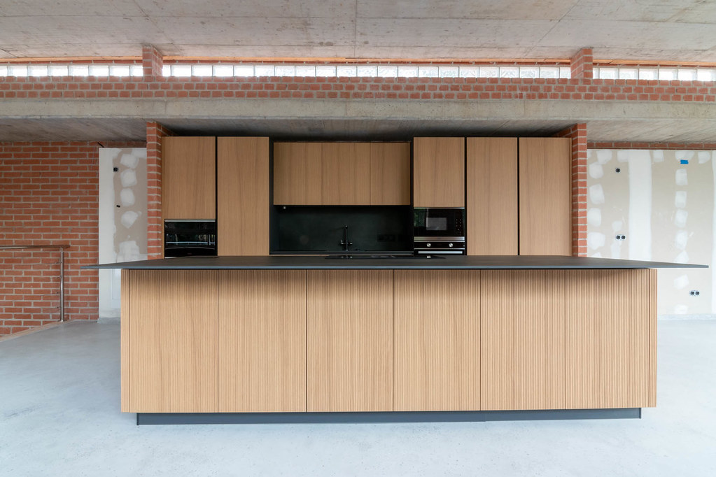 Cocina de diseño roble elegante